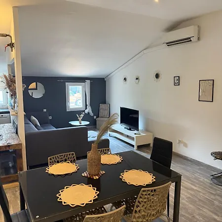 Appartement Cosy Avec Clim 80m2 Aigues-Vives (Gard)
