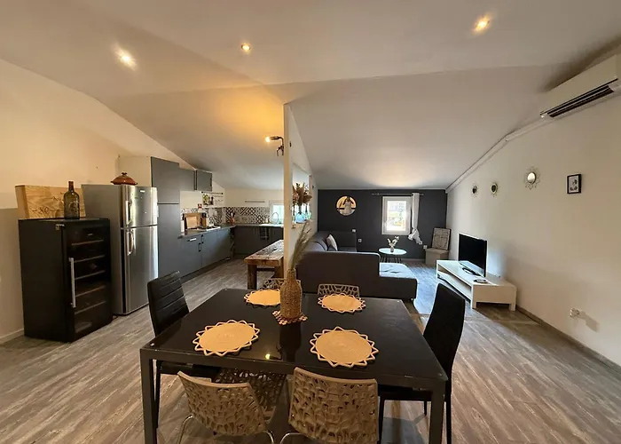 Daire Cosy Avec Clim 80m2